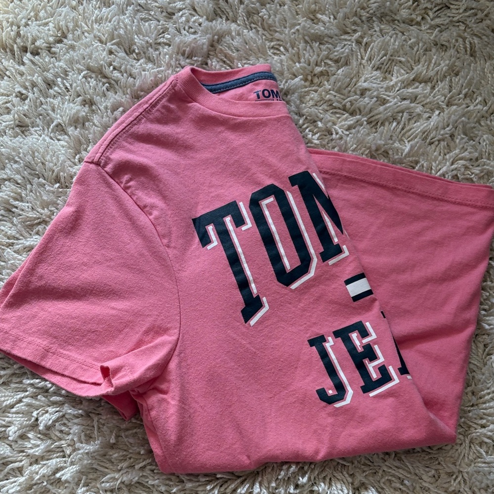 Tommy Hilfiger Pink Graphic Tee